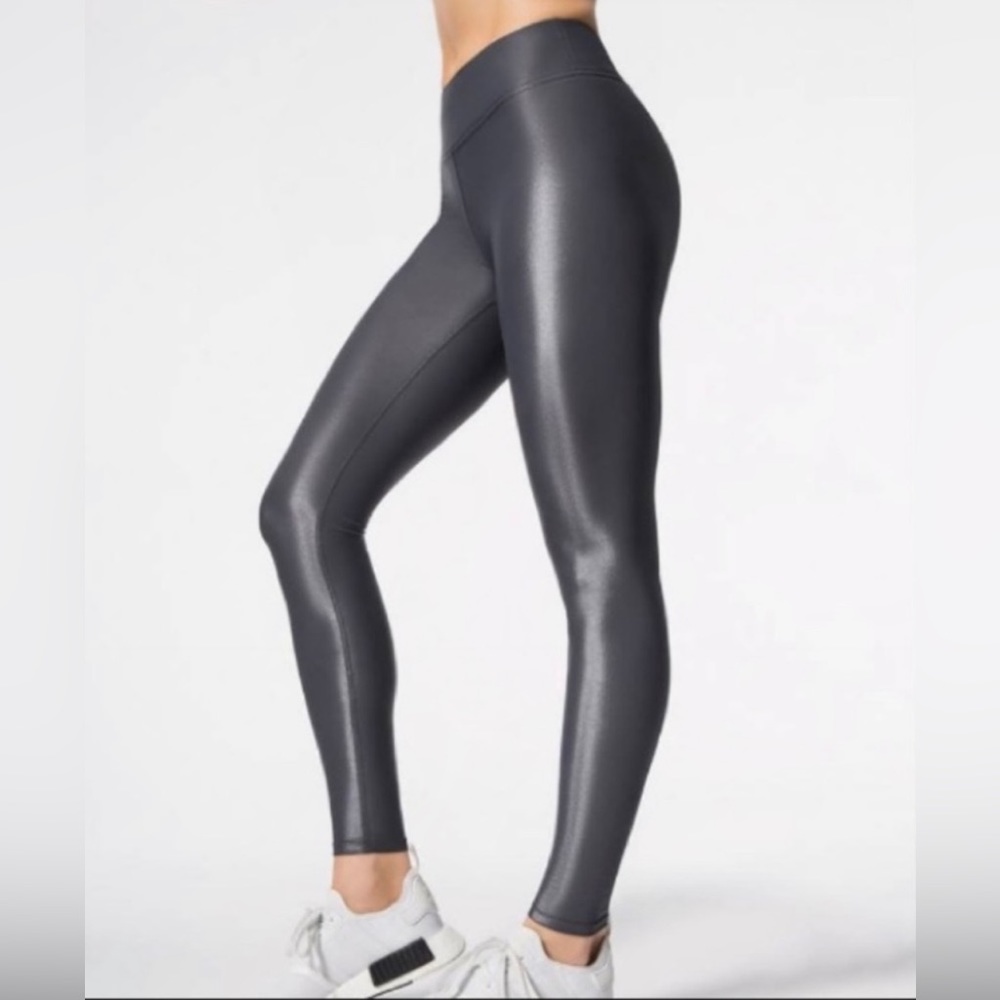 Carbon 38 Takara shine leggings gray